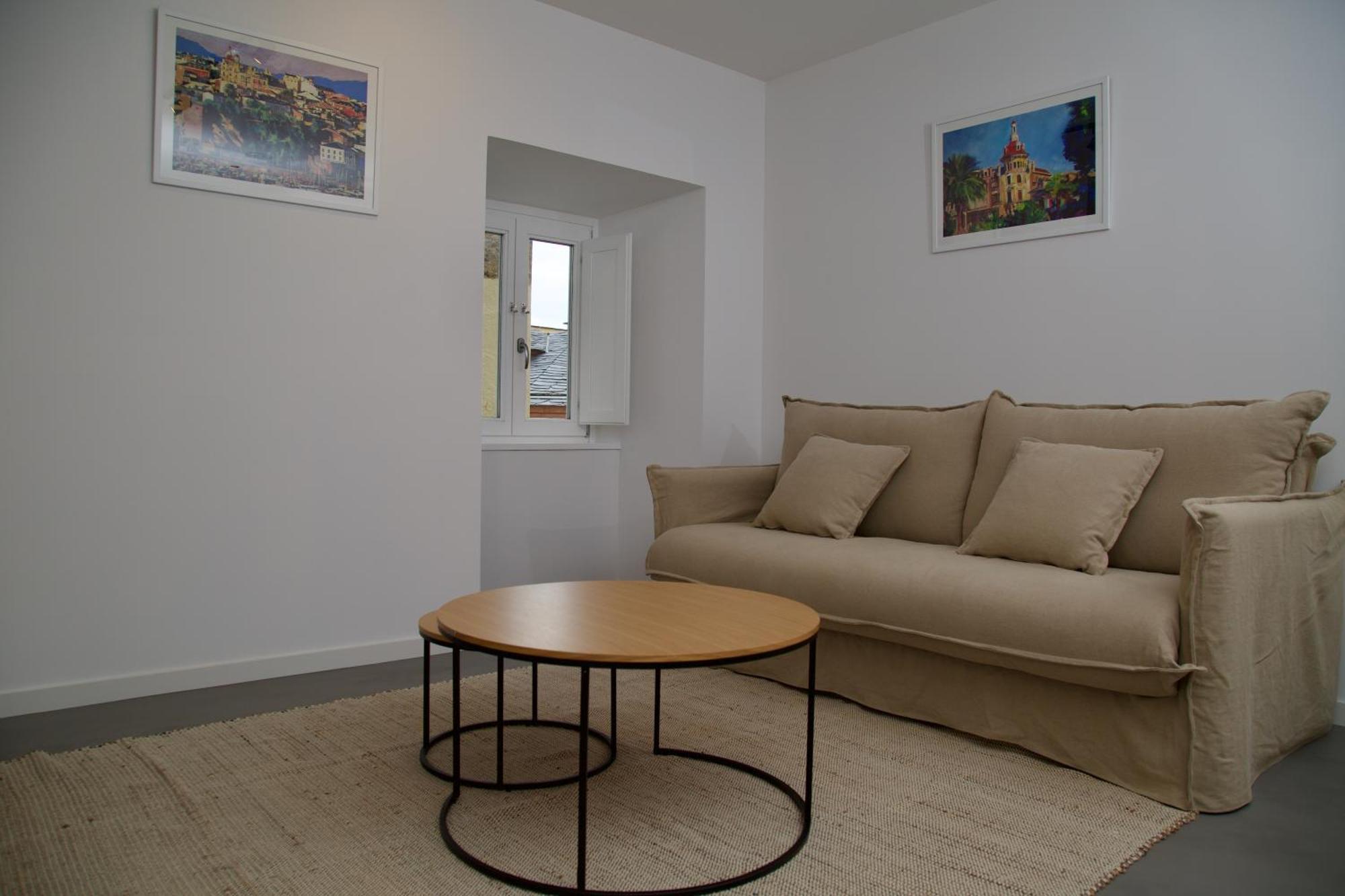 Amando Perez Apartment *