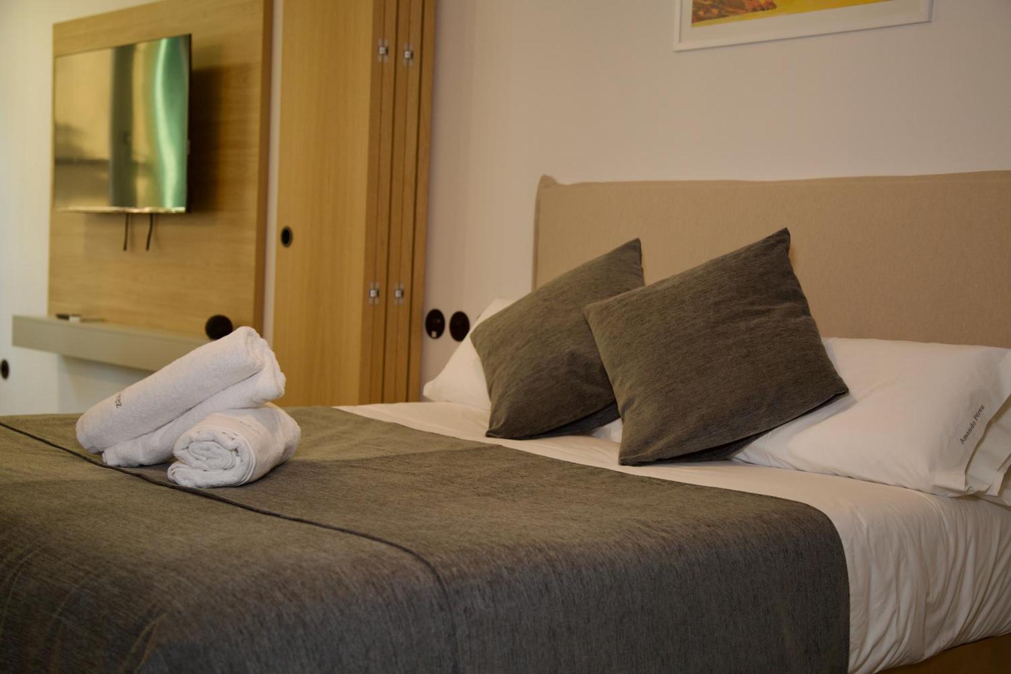 Apartment Amando Perez *
